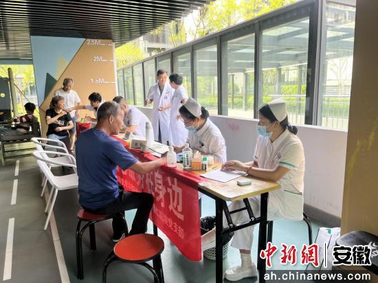 健康義診公益行 貼心服務(wù)在身邊